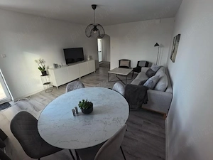 Inchiriez apartament in regim hotelier - imagine 3