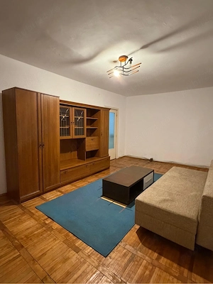 Inchiriez apartament 3 camere