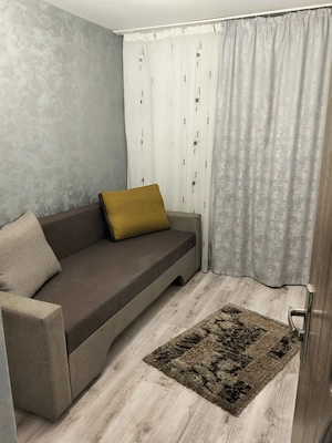 Închiriez apartament Războieni  - imagine 5