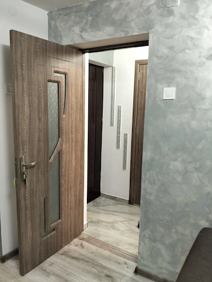 Închiriez apartament Războieni  - imagine 2