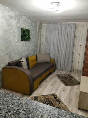 Închiriez apartament Războieni  - imagine 4