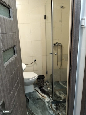 Închiriez apartament Războieni  - imagine 6