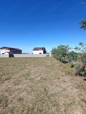 Vând teren duplex Torontalului