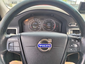 VOLVO V70 2010 2.0D 136CP - imagine 4