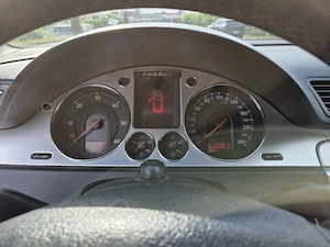 Vand Passat b6 1.9 105 hp - imagine 5