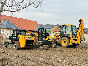 Inchiriere bobcat sinilat 5tone Miniexcavator 