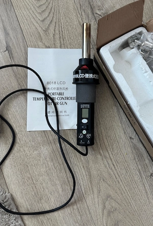 Statie de lipit rework portabila cu aer cald 8018 LCD