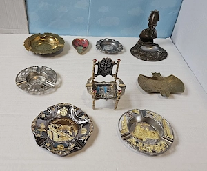 Lot scrumiere din bronz - metal