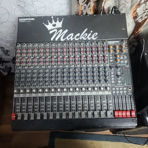 vănd mixer pasiv mackei