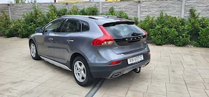 Volvo V40 R-Design Model Cross Country Euro 6 - imagine 10