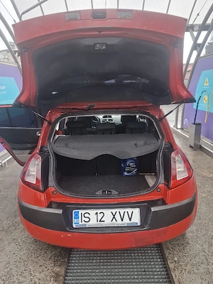 Mașina de vânzare.Megane Renault 2005 - imagine 4