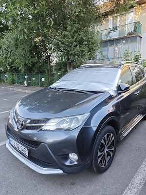Toyota Rav4,an2015 4x4,2,2d