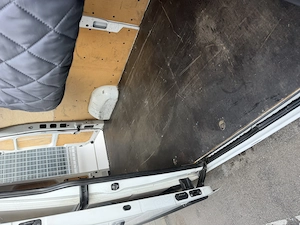 Se vinde Renault Master, an fabricație 2020, echipată cu motor 2.3dCi de 135 CP și cutie de viteze m - imagine 5