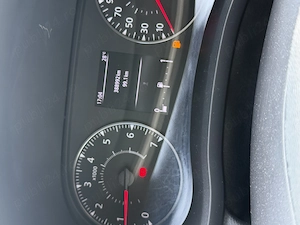 Se vinde Renault Master, an fabricație 2020, echipată cu motor 2.3dCi de 135 CP și cutie de viteze m - imagine 3