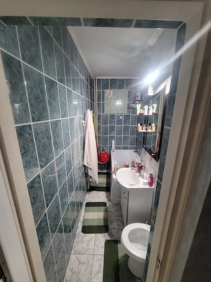 Închiriez apartament  - imagine 8