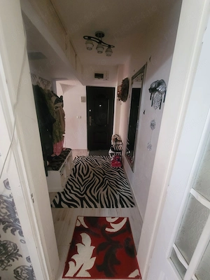 Închiriez apartament  - imagine 7