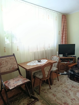 Proprietar vand apartament 2 camere - imagine 4