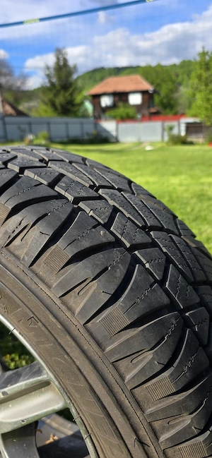 Anvelope NOI - Michelin Cross 235/60/16. 104H  - imagine 7