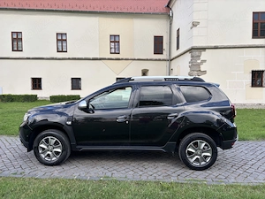 Dacia Duster-Anul Fab-2022-benzin+Gaz--4x2 - imagine 7