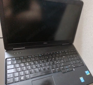 Laptop Dell Latitude E5540, i5, 16GB RAM, SSD 256 GB, full HD, 1920x1080