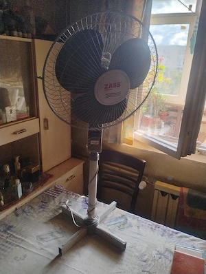 Ventilator camera