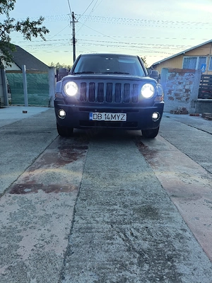 Jeep Patriot 2.0crdi 4x4 - imagine 3