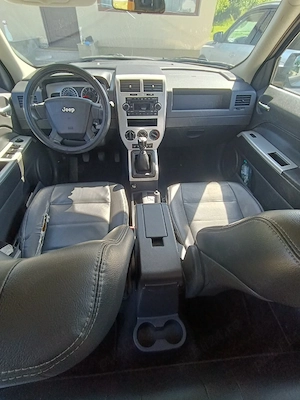 Jeep Patriot 2.0crdi 4x4 - imagine 7