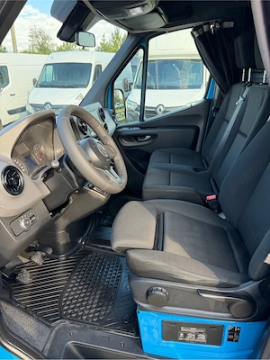 Mercedes-Benz Sprinter 2019 - imagine 9