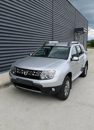 Dacia Duster Prestige 1.5 Dci  FWD  waze  camera marsarier  inmatriculat - imagine 5