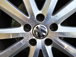 Vand doua jante din aliaj de VW pe 17" - imagine 5