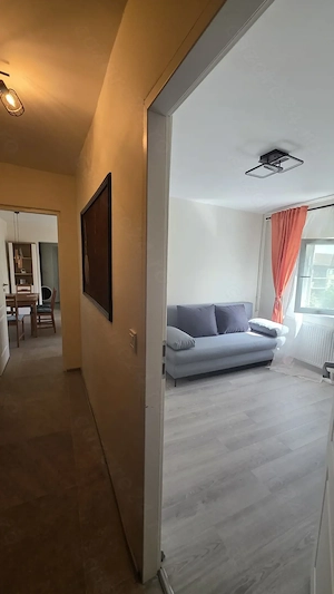 Dau spre inchiriere un apartament cu 2 dormitoare si living bucatarie open space - Calea Buziasului