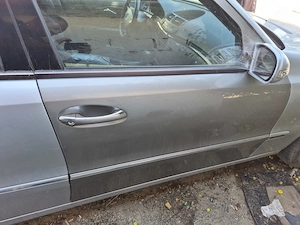 Mercedes E200CDI Automatic - imagine 3