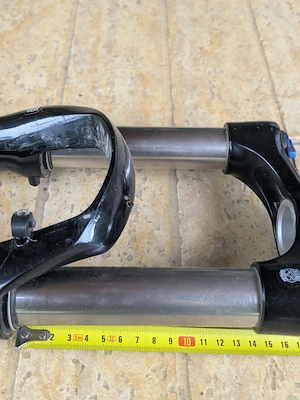 Furcă SR Suntour XCR32 Air 120 mm Boost pentru 27,5"