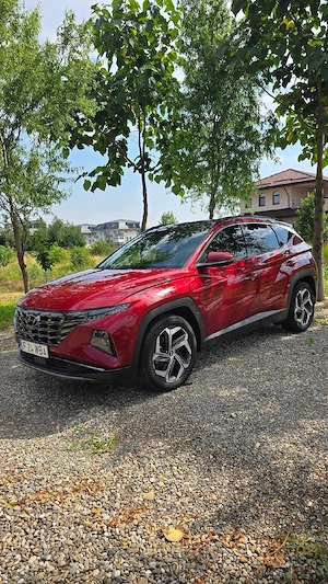 Hyundai Tucson Luxury 4x4 252 cp motor benzina 1.6L plug-in Hybrid electric autonomie 60 km