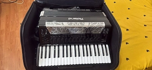 acordeon roland 