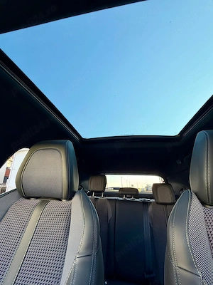 Peugeot e-2008 GT Line 2023, electric, 22.200 km, 50 kWh, garanție 2031, impecabil, roți iarnă - imagine 5