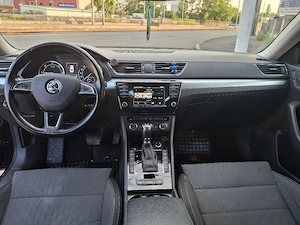 Skoda Superb - imagine 2