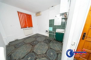 ID 8295 ULTRACENTRAL   Spațiu comercial   spațiu de birouri - imagine 6