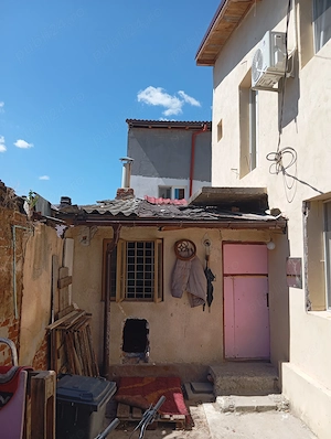 Demolare zid caramida