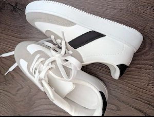Adidași noi mărimea 38 femei 