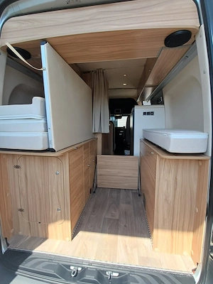 Hymer Grand Canyon S 4x4, 2  km, un singur proprietar - imagine 5