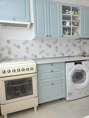 Apartament 3 camere Titan,Nicolae Grigorescu,Basarabia,direct proprietar!