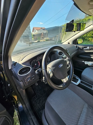 Ford Focus 2 1.6 TDCI 90CP 2007 Hatchback  - imagine 4