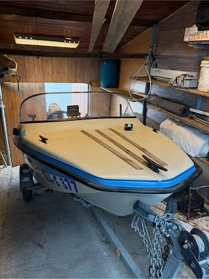 Barca Hellwig Triton Jr.