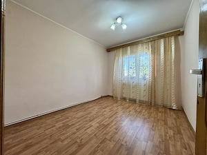 Apartament Cu 4 Camere Decomandat, Etaj 2 - Falticeni, Bd. 2 Graniceri - imagine 4