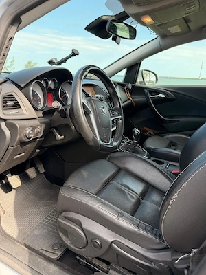Vând Opel Astra J 2015 1.6 CDTi 136CP Sports Tourer (break) - imagine 23