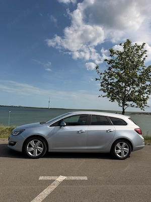 Vând Opel Astra J 2015 1.6 CDTi 136CP Sports Tourer (break) - imagine 18