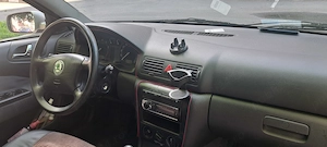 Skoda Octavia 1 - imagine 5