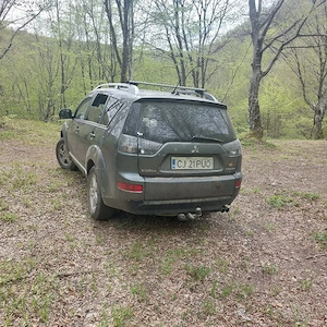 Vand Mitsubishi outlander - imagine 3