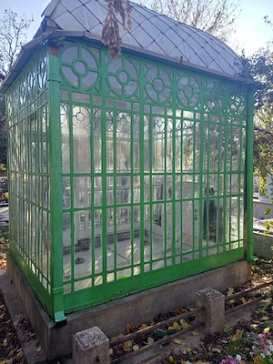 cavou cu 6 locuri in cimitirul colentina 